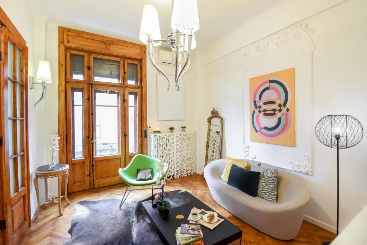 Vintage Elegance, Modern Comfort: 1Br Apartment Overlooking Calea Victoriei Бухарест Экстерьер фото